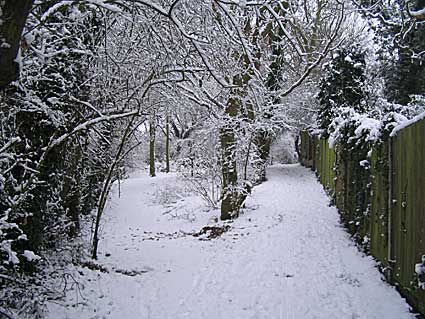Footpath from Woodhill Road
             to St John's Church
